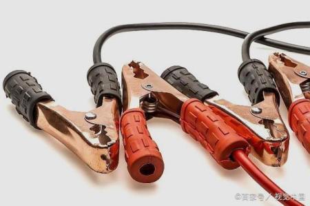 汽车没电了怎么叫救援