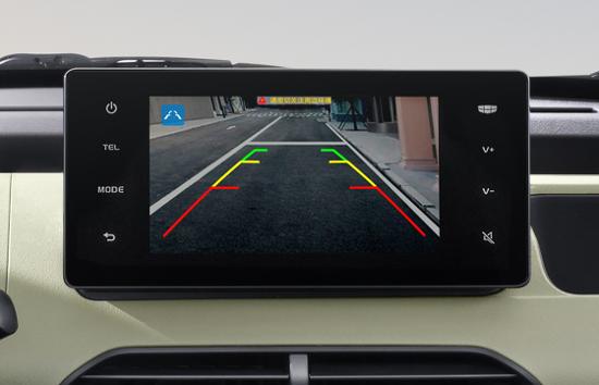 高速上胎爆了_高速上爆胎_高速上爆胎了怎么救援